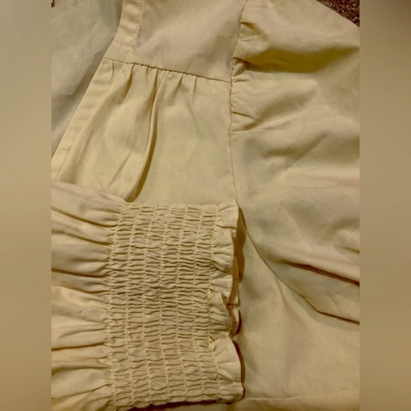 NWT Medium Abercrombie and Fitch V Neck mid sleeve tie blouse - Picture 5 of 8